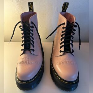 Dr. Martens light pink platform boots - almost brand new condition. Size 8 women